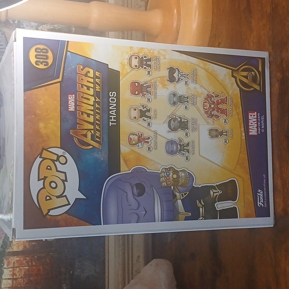 HUGE BOX X LARGE SIZE Funko Pop Thanos with Infinity Gauntle - Picture 5 of 8